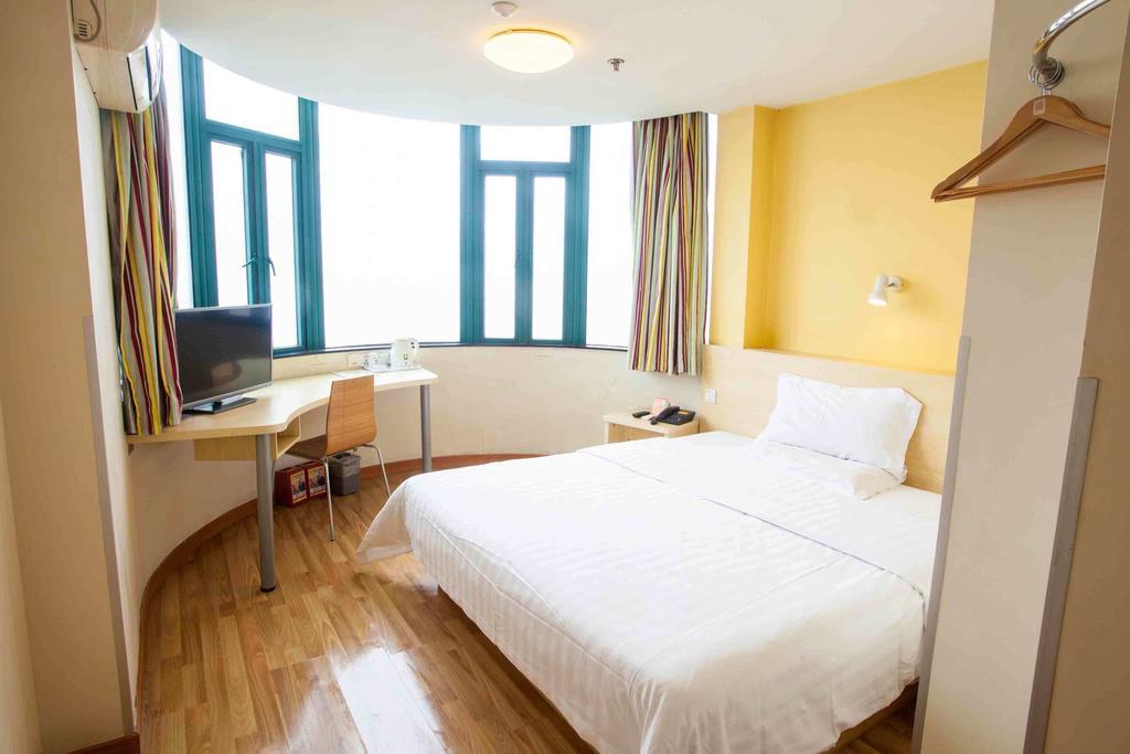 7Days Inn Taizhou Nantong Road Zhongjia Exteriör bild